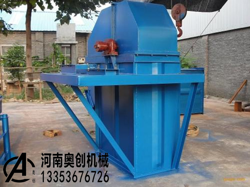 內（nèi）蒙皮帶鬥（dòu）式提升機機頭廠（chǎng）家展示