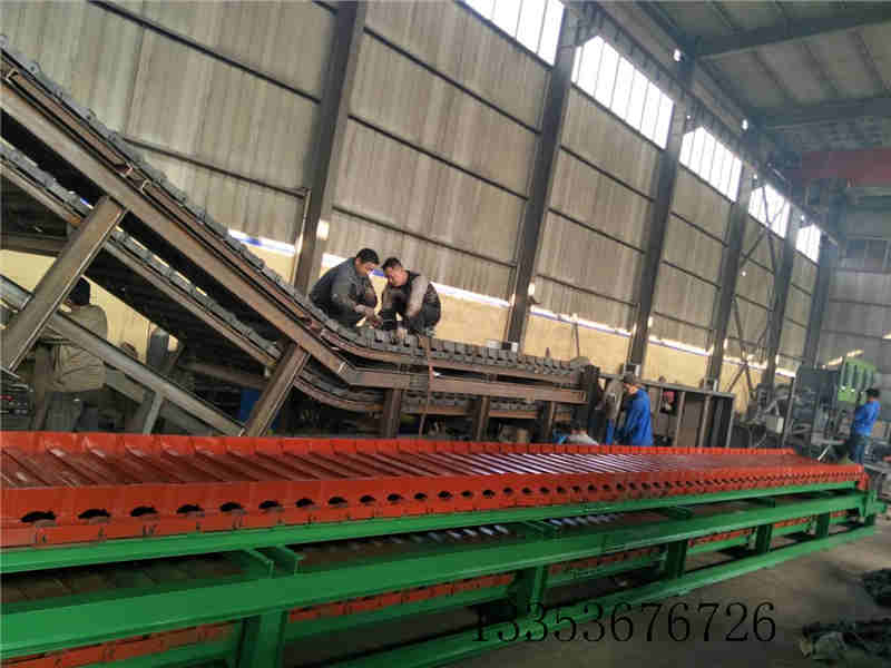 耐高溫鑄件鱗板輸送機都可以輸送哪些（xiē）高溫物料（liào）？1