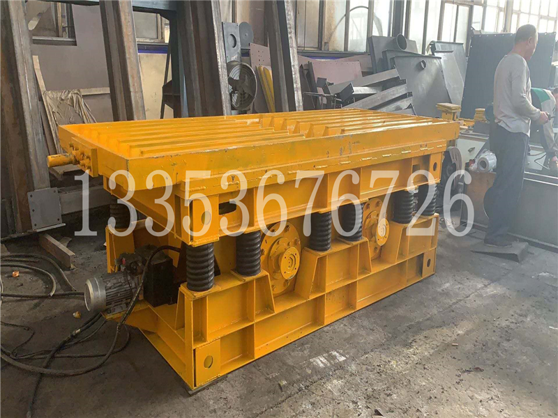 水泥混凝土預製件振動平(píng)台生產廠家根據尺寸加工1 水泥混凝土預製件振動平台生產廠家根據尺寸加工1